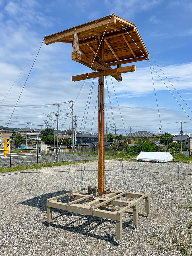 茨城県日立市大みか町「星と海の芸術祭」会場から　關田重太郎《Z軸の地切り》