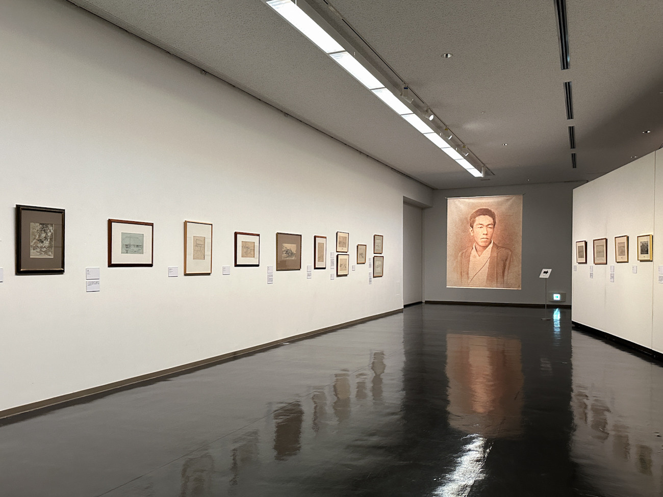 千葉県立美術館 開館50周年記念特別展「浅井忠、あちこちに行く－むすばれる人、つながる時代—」会場