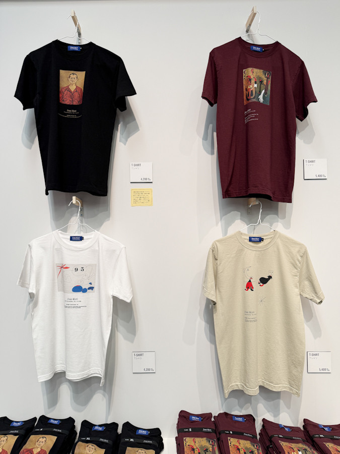 Tシャツ